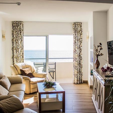 Beachfront Apartment In Fuengirola With Sea Views المظهر الخارجي الصورة