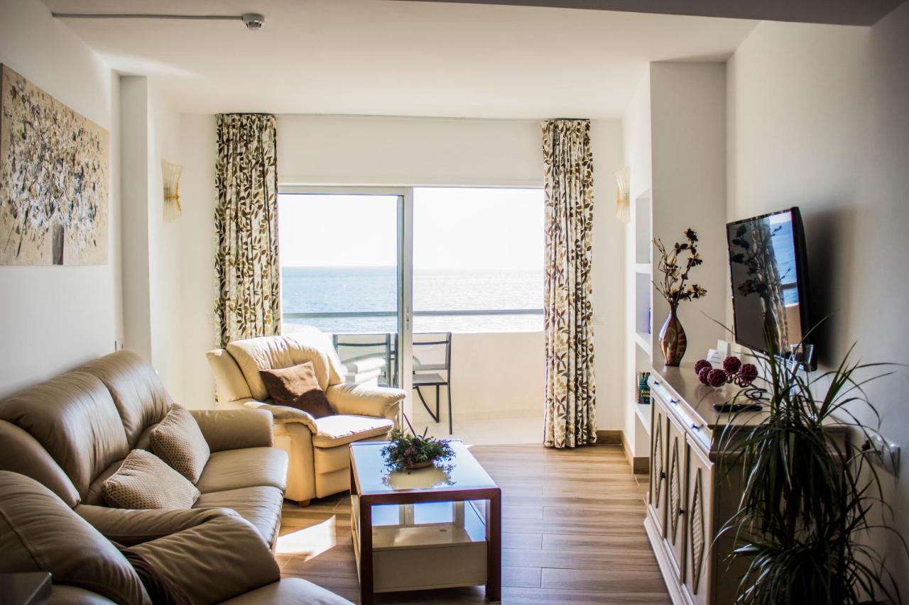 Beachfront Apartment In Fuengirola With Sea Views المظهر الخارجي الصورة